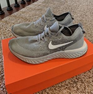 Nike Epic React Flyknit Womens